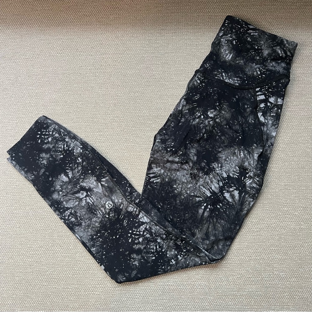lululemon Base Pace legging size 4